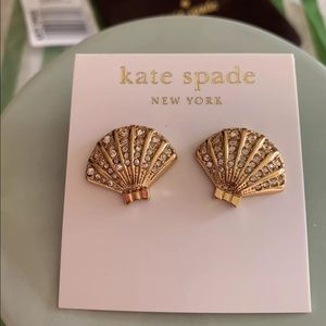 NEW KATE SPADE RARE SHORE THINGS CLAM STUDS EARRINGS GOLD FILL-RARE